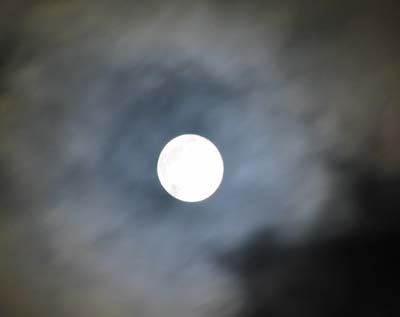[Foto Mond]